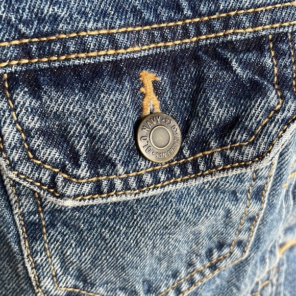 Old Navy denim jacket cropped style pockets small - Picture 4 of 7